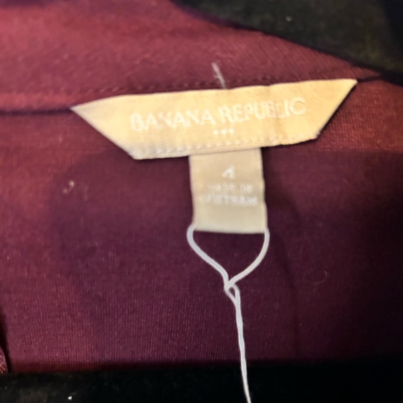 Banana Republic Cowl Neck Dress. Size 4. NWT. Burgundy/Wine Color - Picture 3 of 6